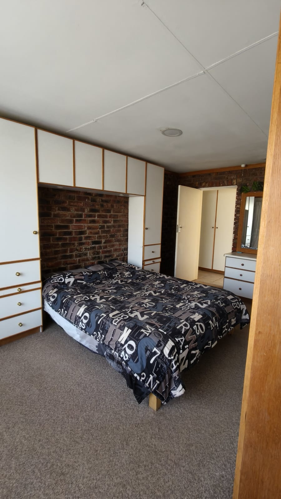 4 Bedroom Property for Sale in Hennenman Free State